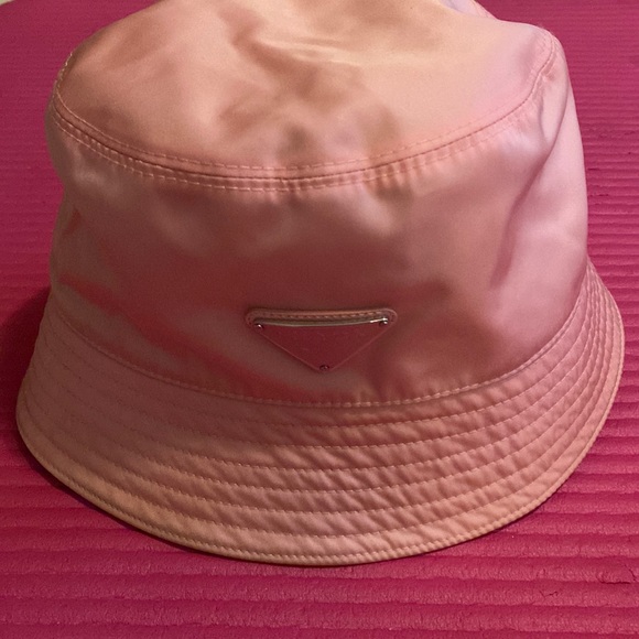 Re-Nylon Bucket Hat - Picture 1 of 2